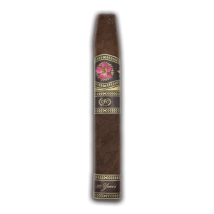 La Flor Dominicana 30th Anniversary